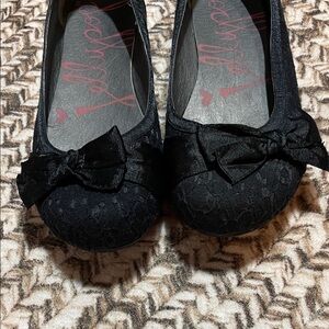 Black Bow Lace Flats